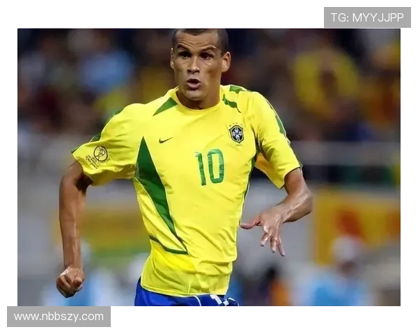 里瓦尔多足球明星的辉煌历程与对足球的深远影响分析